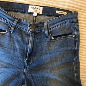 Frame Le High Straight Jeans